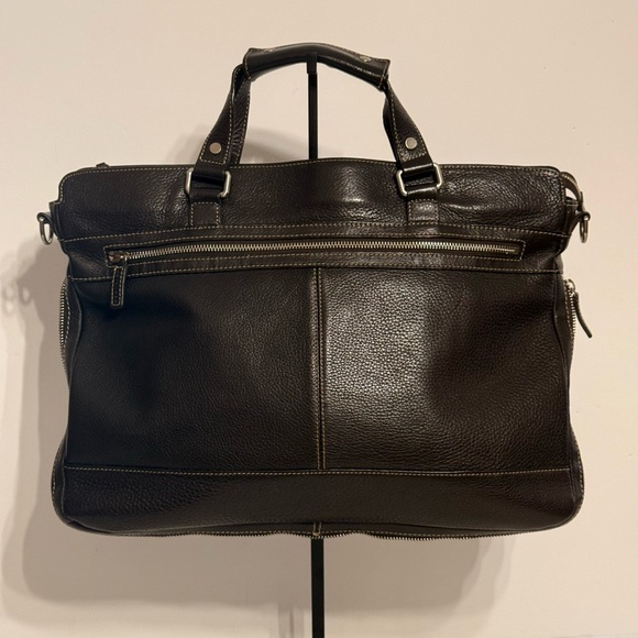 Levenger Dark BROWN Leather Expandable Laptop Messenger Bag Fits 16 In Computer - Picture 1 of 16